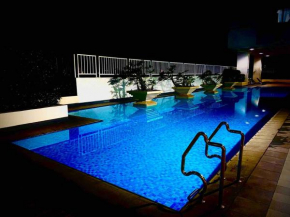 Luxury Condo-Princeton Residence-New Manila Quezon City-Fast Wi-fi150mbps